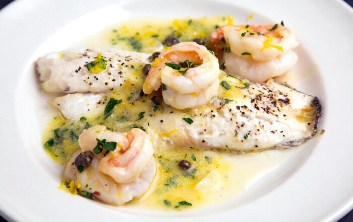 filetti-di-orata-con-gamberi-in-salsa-al-limone