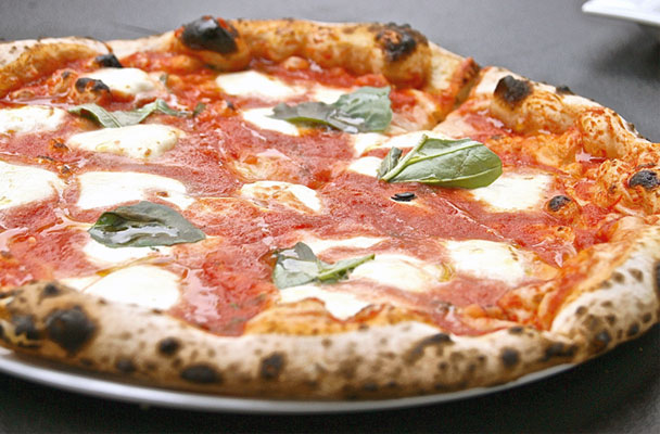 Pizza Margherita ricetta originale