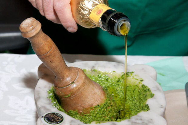 campionato-mondiale-del-pesto-al-mortaio-2-parliamo-di-cucina
