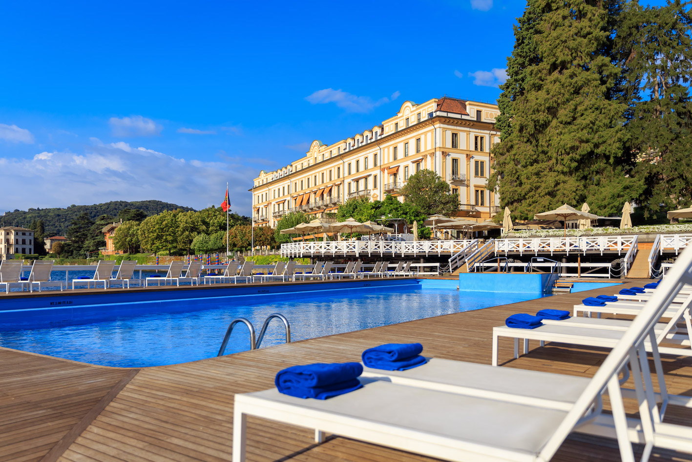 Villa-d'este-floating-pool