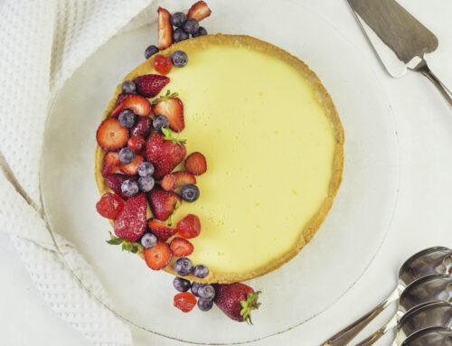 Crostata alla crema con frutti di bosco