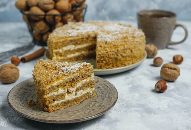 torta-carote-nocciole