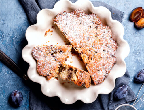 Torta morbida con le susine