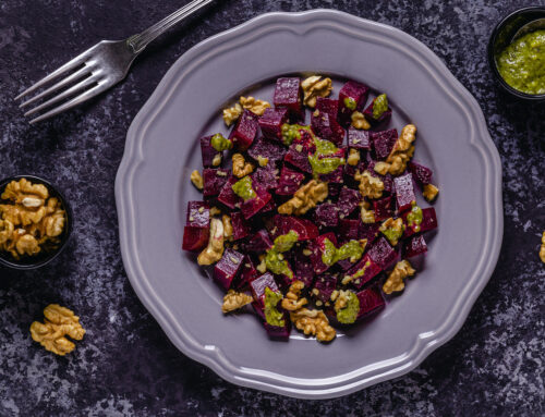 Insalata di barbabietola con pesto di noci