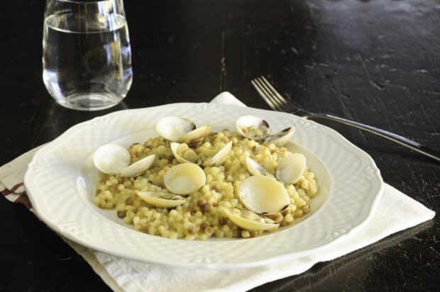 fregola-risottata-vongole
